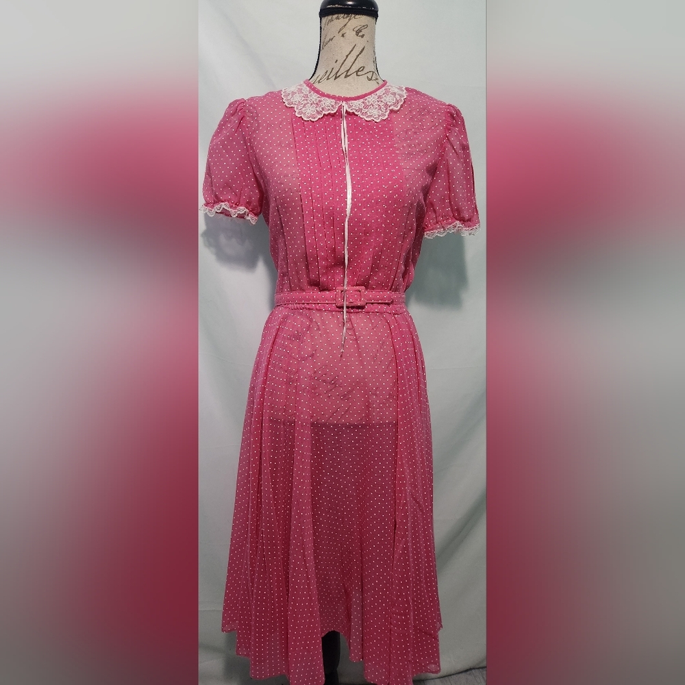 Vintage Montgomery Ward Pink Polka Dot Sheer Button Dress w Belt. Size 11. - Picture 2 of 13